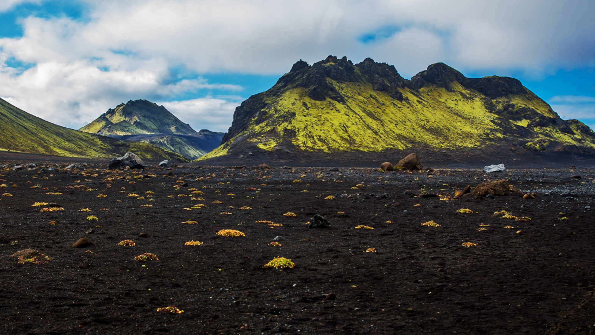 Le désert d'Emstrur, entre plaine de lave lunaire et montagne à la végétation vert fluo - Jour 5