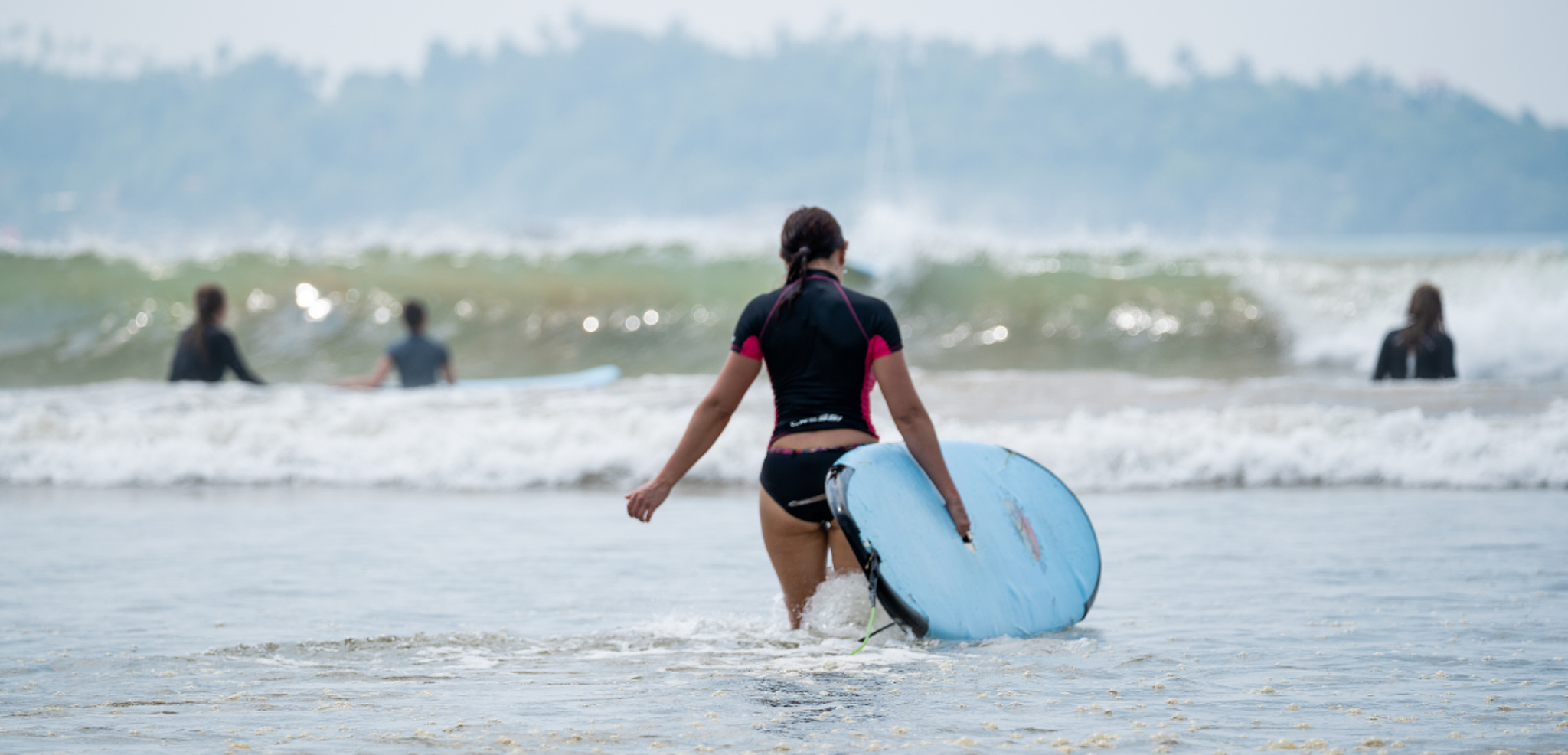 Cours de surf entre potes !