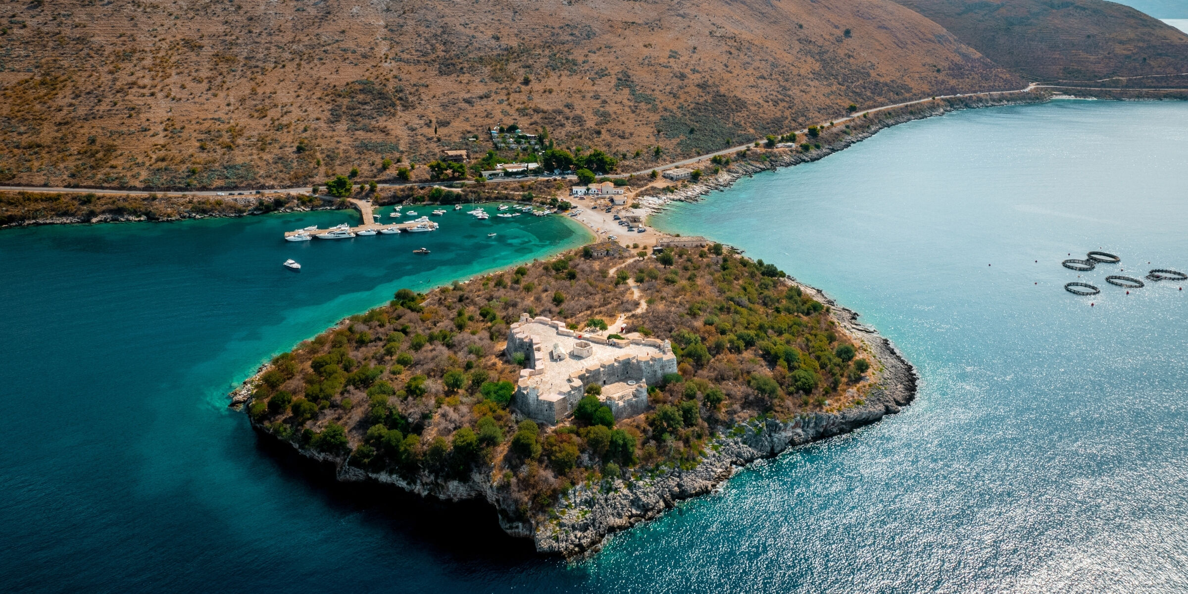 Porto Palermo, Albanie ©Maxime Moreau