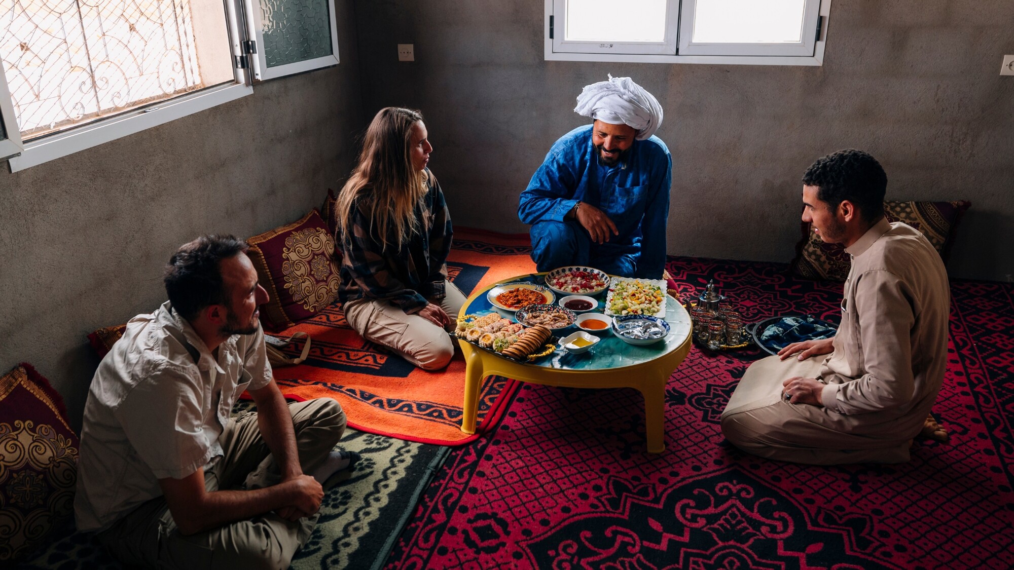 Déjeuner chez l'habitant, Tazzarine, Maroc ©Julien Fabro