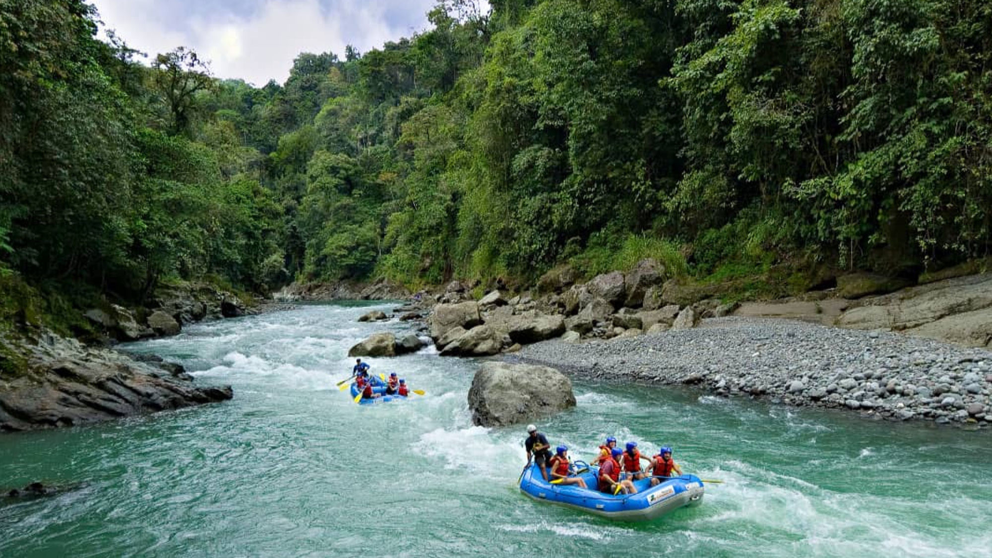 Sur la rivière Sarapiqui... adrénaline garantie