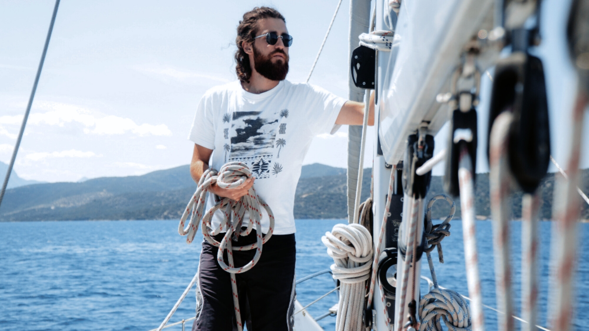 Sur ton voilier, entre Corse et Sardaigne