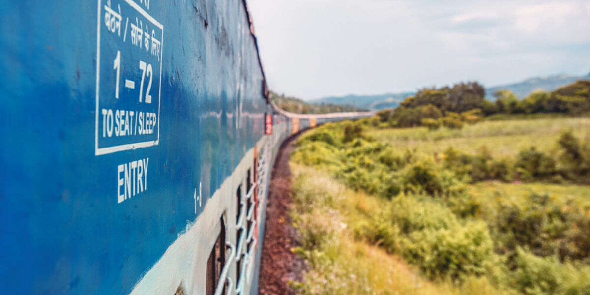 Voyage au bout de la nuit... comme sur des rails !