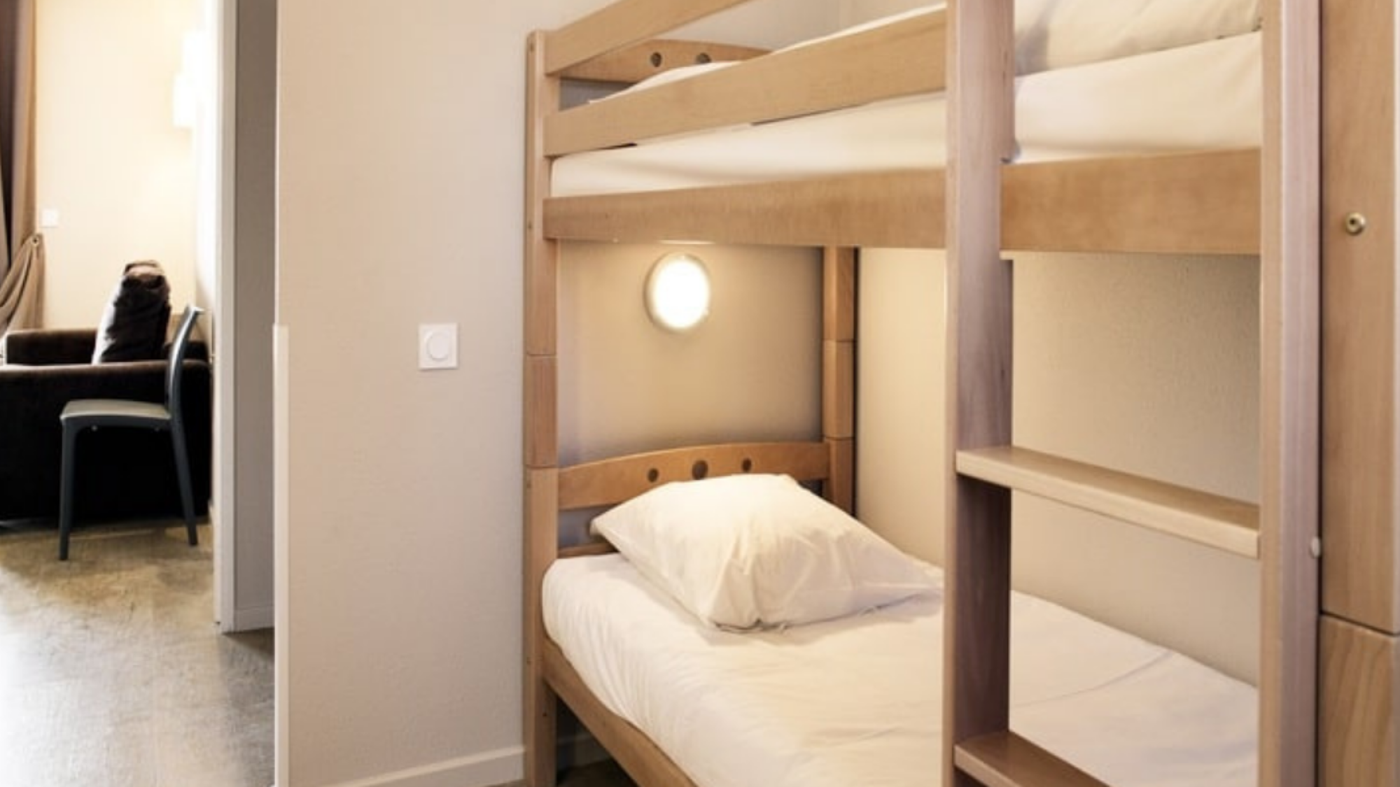 Coin montagne avec 2 lits superposés