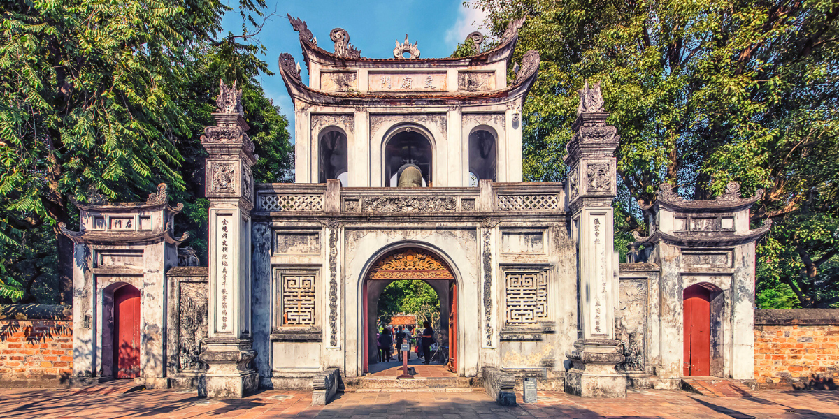 Et des monuments emblématiques de Hanoi : le Temple de la Littérature 