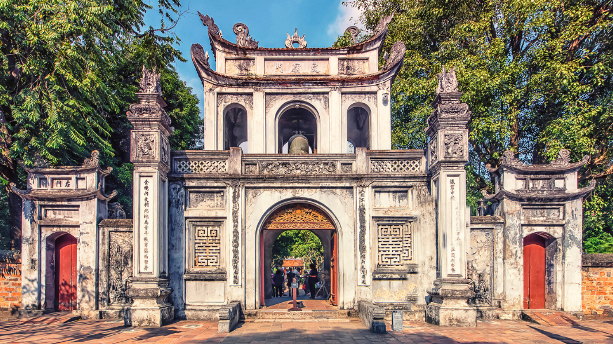 Et des monuments emblématiques de Hanoi : le Temple de la Littérature