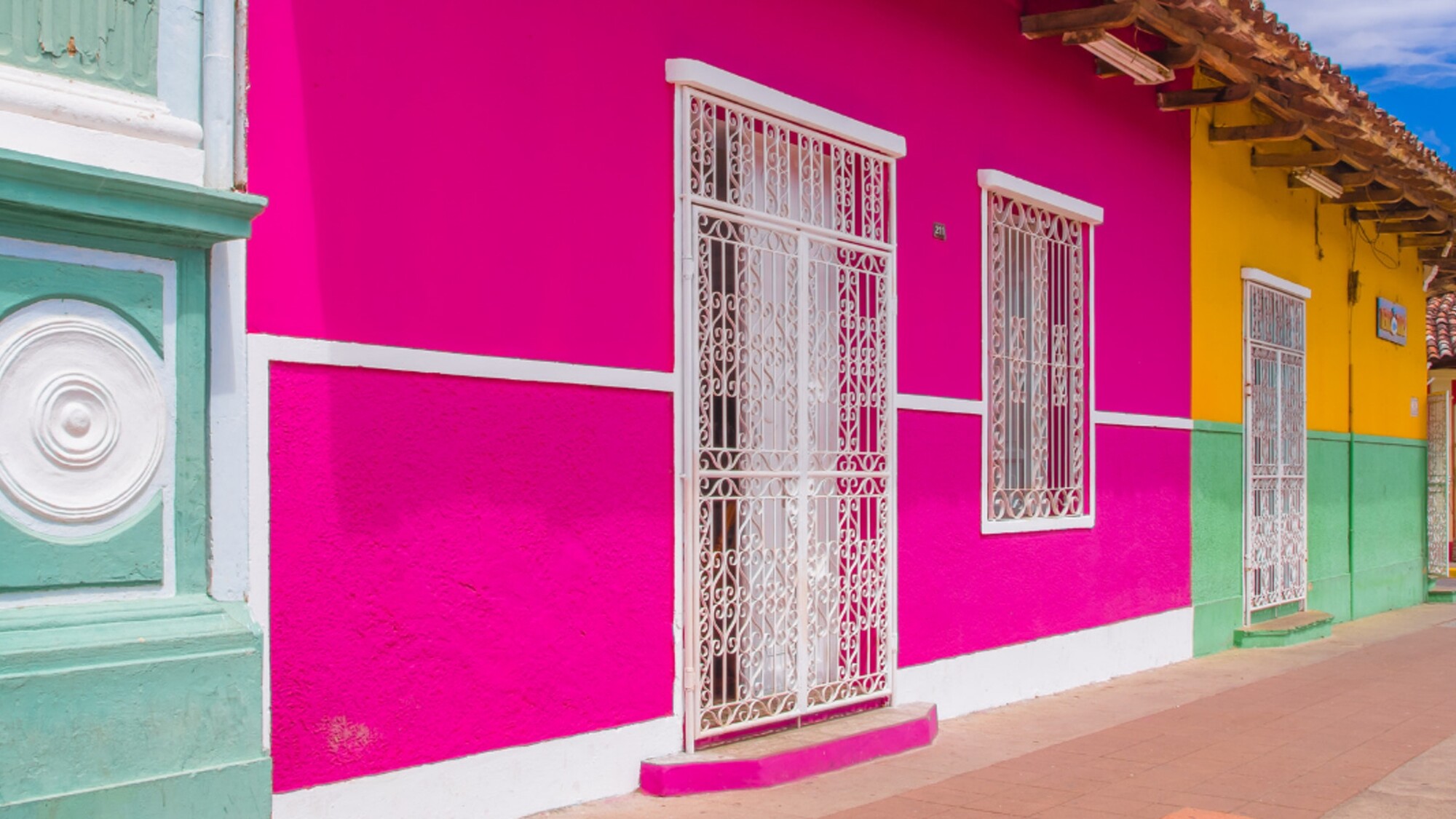 ... Et toujours des maisons colorées !