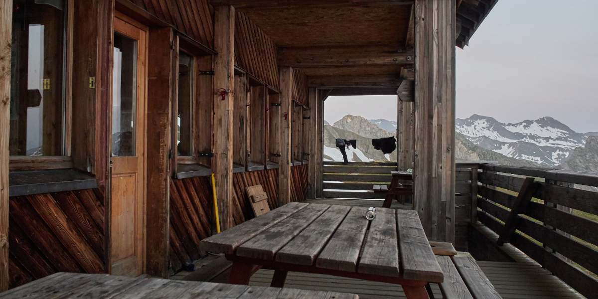 Petite pause au refuge du Col du Bonhomme