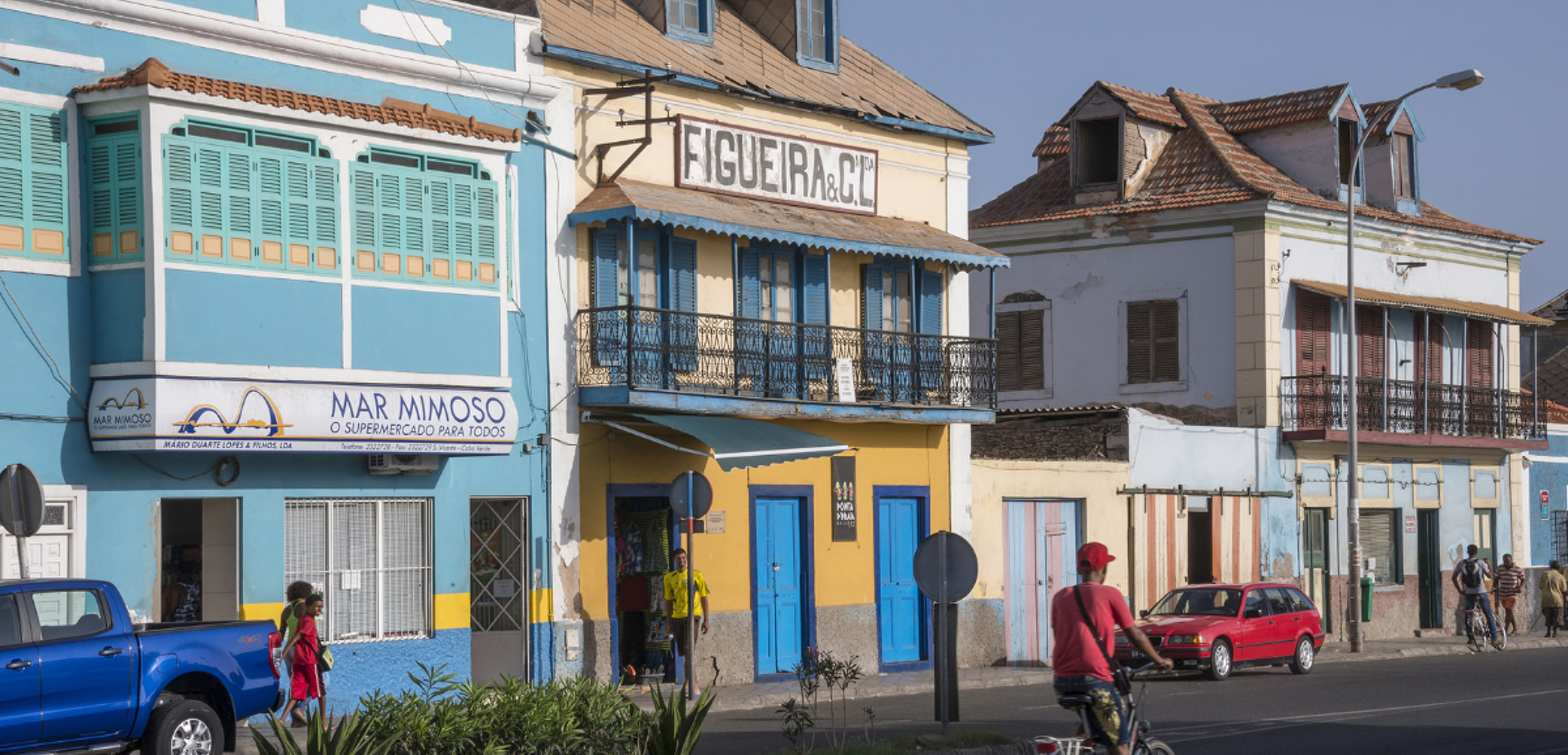 Et aux villages colorés