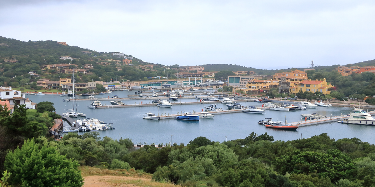 Le port de Cannigione, jour 3 (sous réserve des conditions météo)