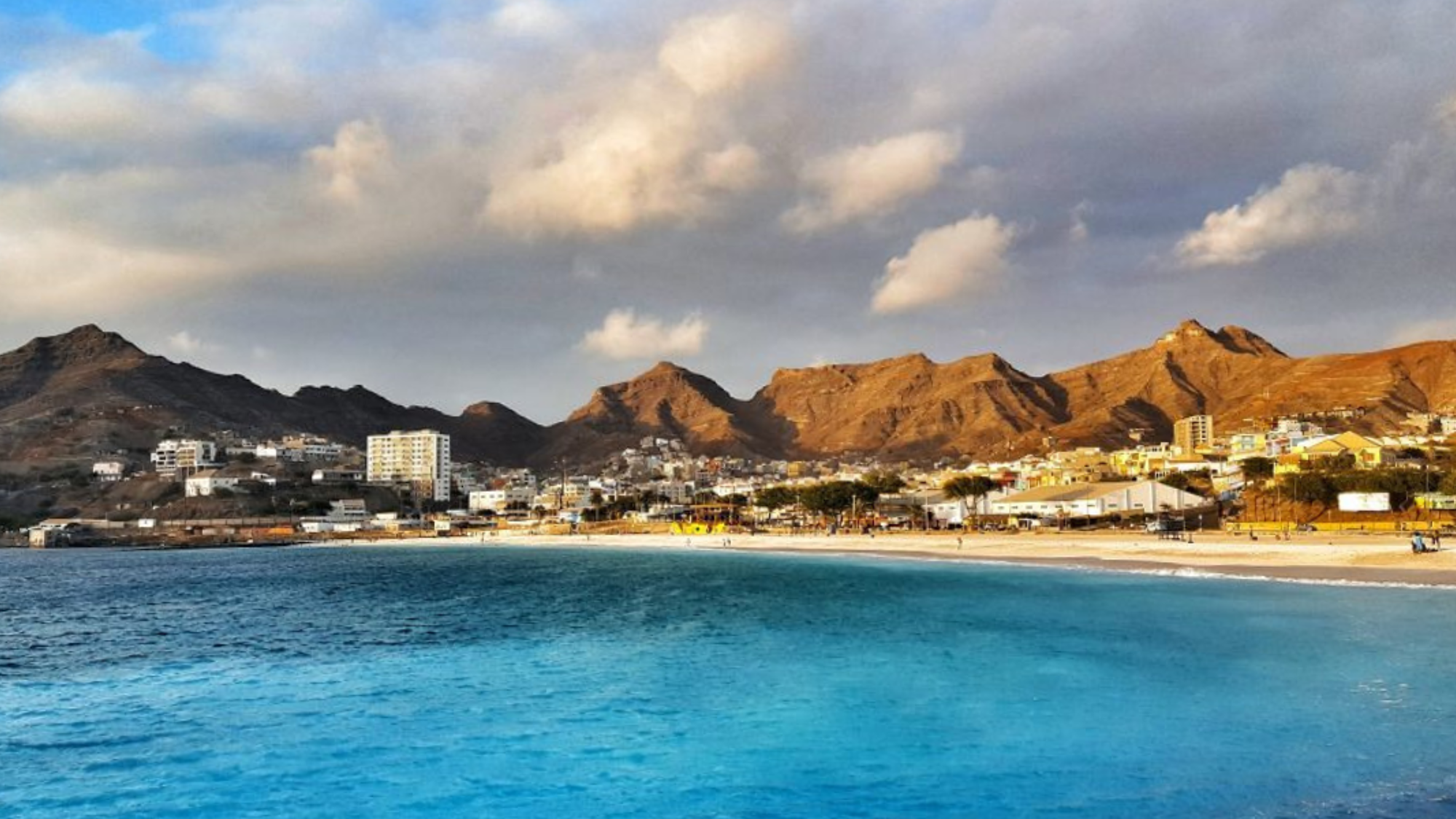 Et détendez vous à la plage de Laginha, Mindelo
