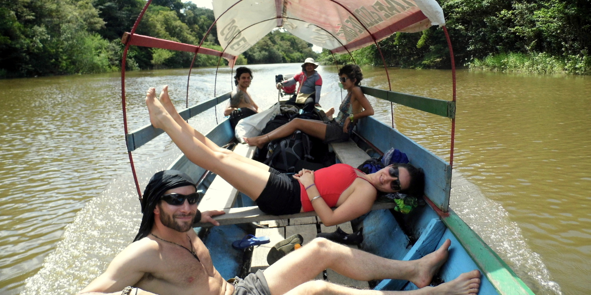 Naviguez sur le fleuve Amazone 