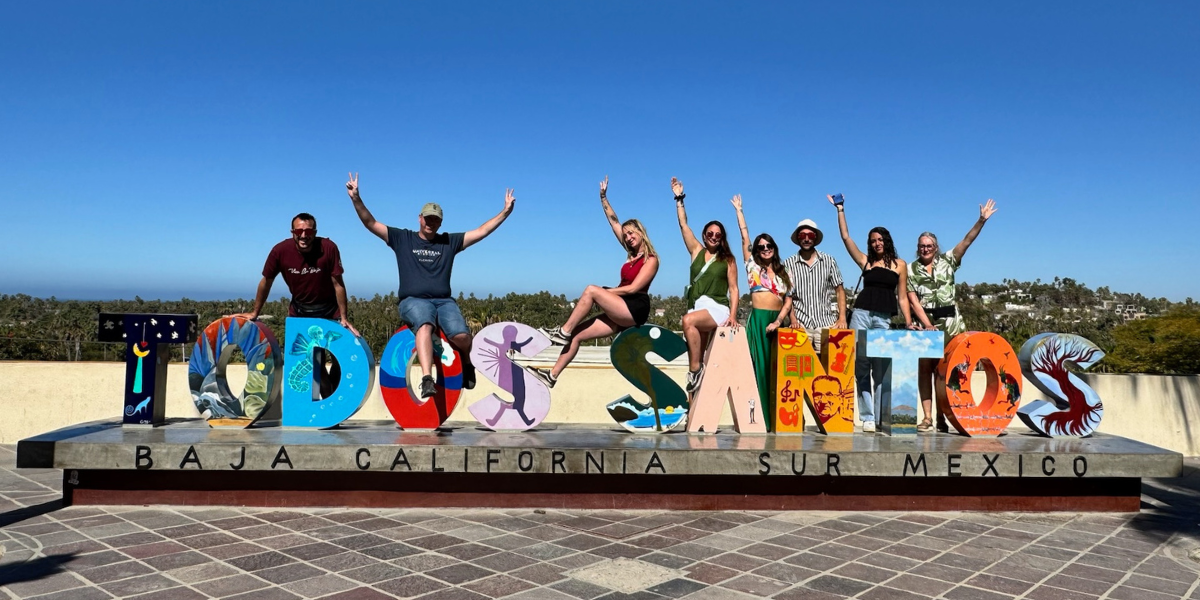 Une pause photo entre aventureurs à Todos Santos - jour 9  