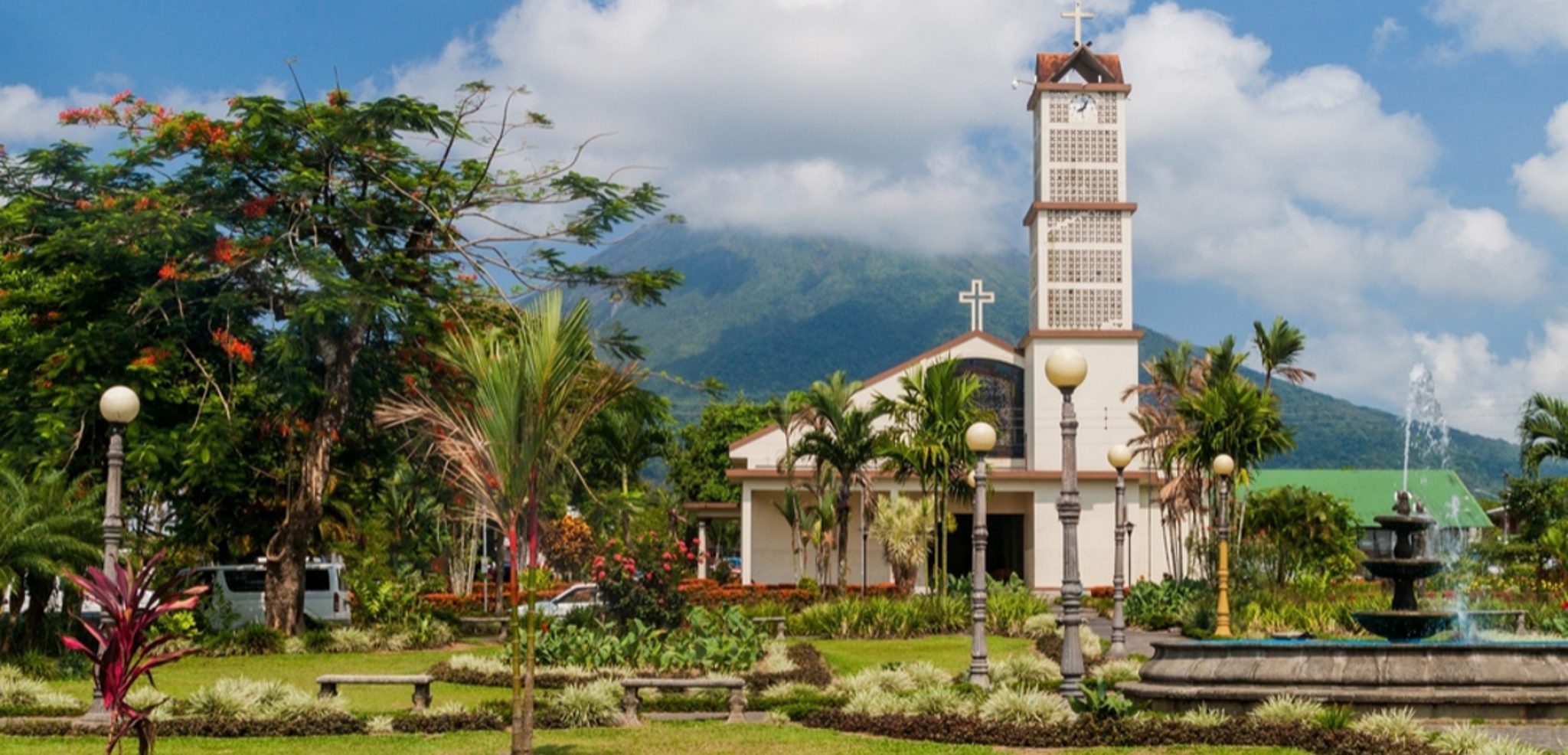 et le joli village de la Fortuna