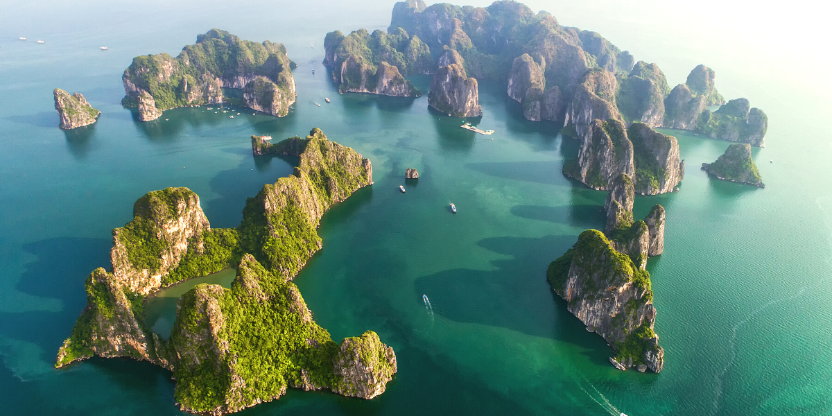 Puis direction la Baie d'Halong ! 