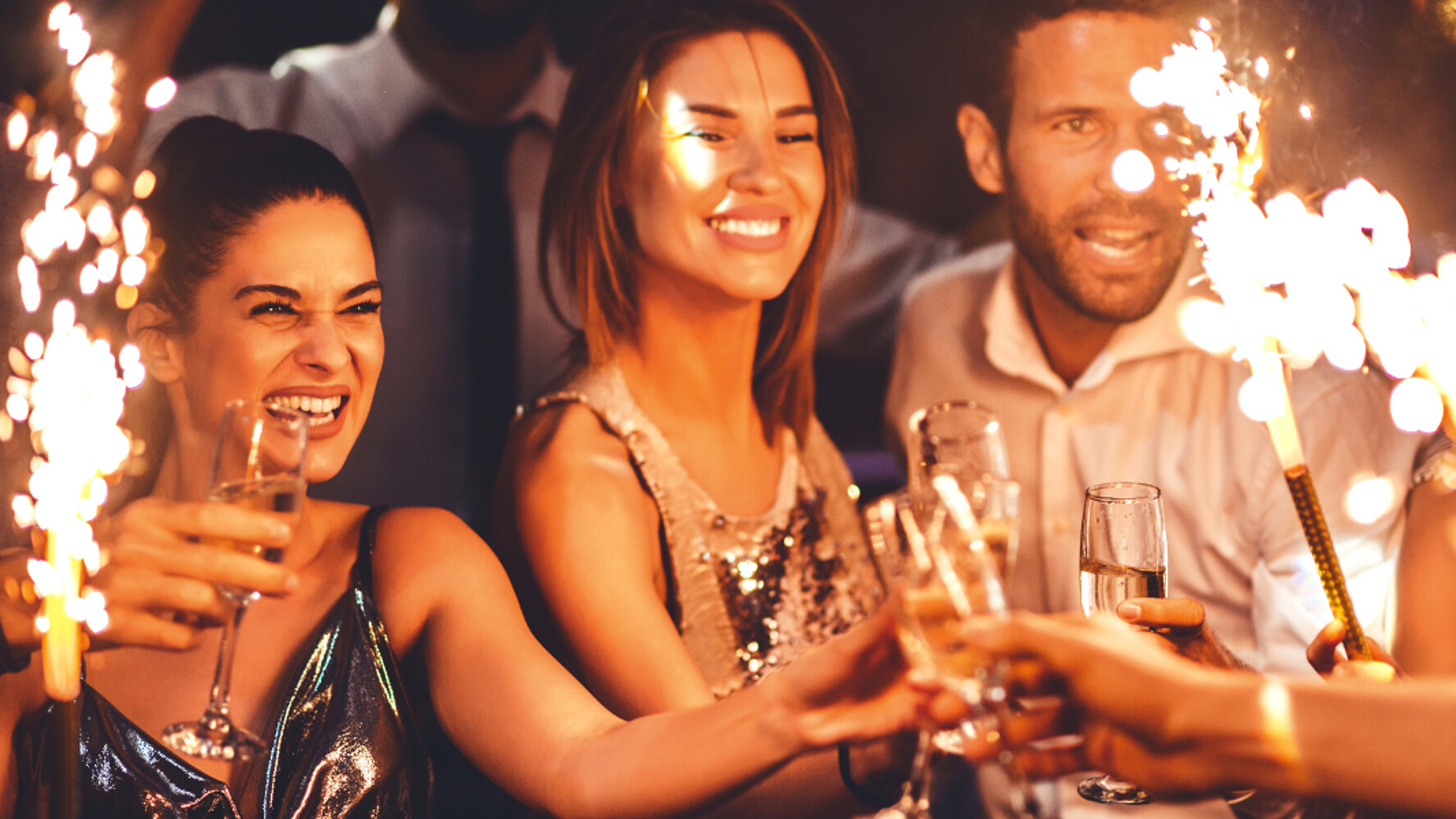 Et bien sur, célébrez le Nouvel An entre potes comme il se doit !