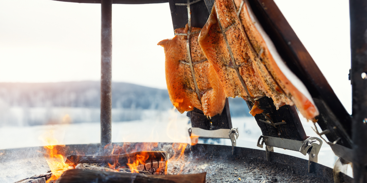 Visite du musée de la vie lapone et dégustation de poissons fumés